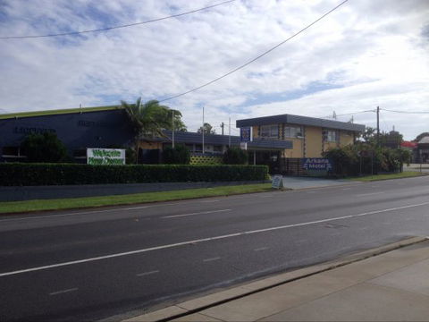Arkana Motel - VIC Tourism 0