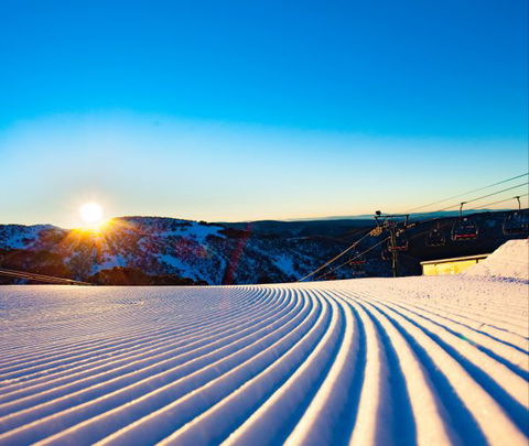 Arrabri Ski Club Hotham - VIC Tourism 3