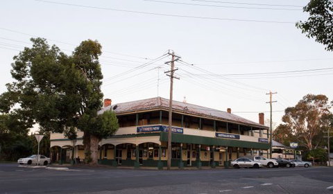 Australian Hotel Grafton - VIC Tourism 0