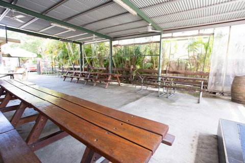 Australian Hotel Grafton - VIC Tourism 3