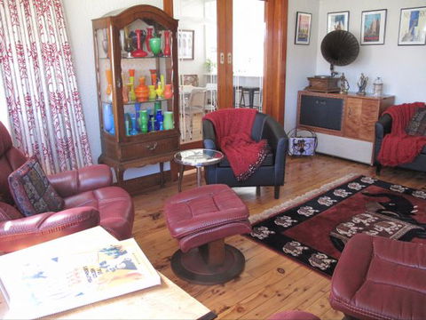 B&B Wodonga - Art Deco Accommodation - VIC Tourism 6