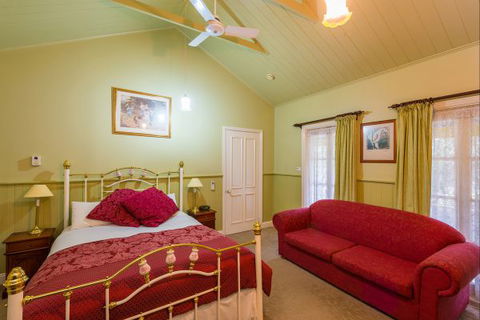 Bendigo Cottages Bed And Breakfast - VIC Tourism 4