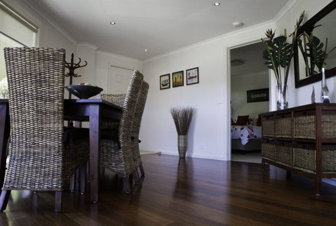 C-Deck Beach House Apartment - VIC Tourism 4
