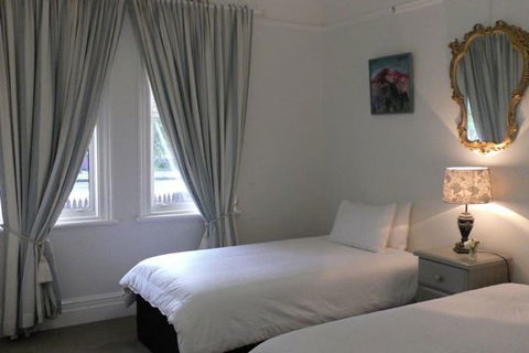 Cadogan Central Luxury - VIC Tourism 5