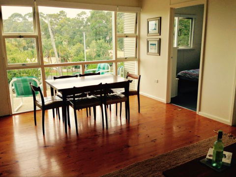 Cosy Seaside Cottage - VIC Tourism 2