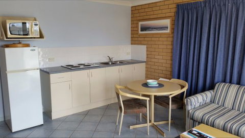 Dolphins Of Mollymook Motel - VIC Tourism 2