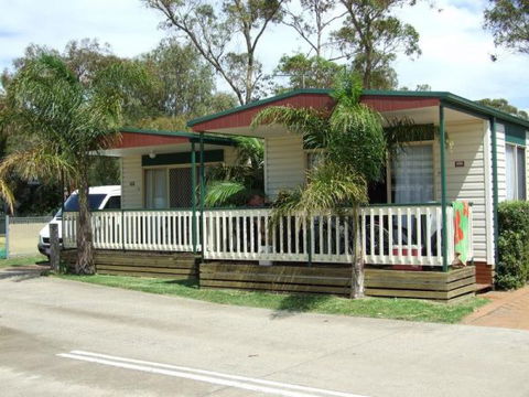 Dylene Caravan Park - VIC Tourism 1