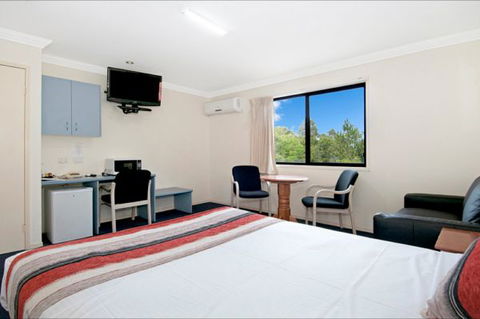 EconoLodge Waterford - VIC Tourism 3