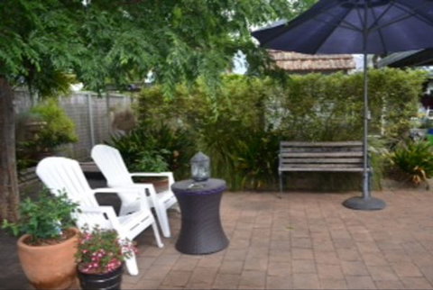 Garden Cottage B And B - VIC Tourism 5