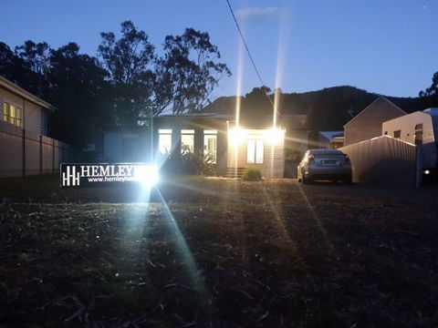 Hemley House - VIC Tourism 7