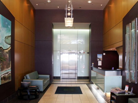 Indigo Blue Beachfront Holiday Apartments - VIC Tourism 8