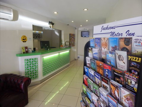 Jacksons Motor Inn - VIC Tourism 7