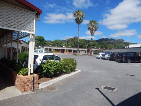 Jacksons Motor Inn - VIC Tourism 8