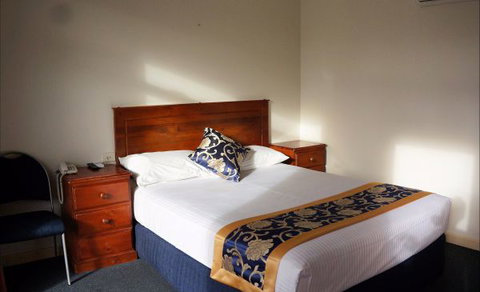 Jacksons Motor Inn - VIC Tourism 9