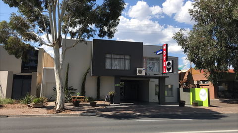 Hello Adelaide Motel Apartments - Frewville - VIC Tourism 0