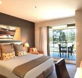 Oaks Plaza Pier Hotel - VIC Tourism