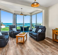 Bonnies of Beachport - VIC Tourism