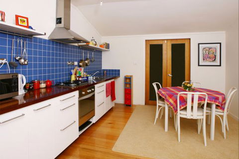 Oakhill Cottage - VIC Tourism 2