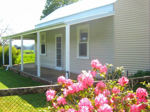 Orange Tree Cottage - VIC Tourism 0