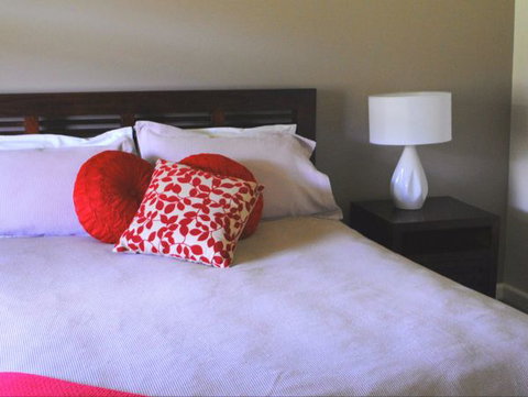 Orange Tree Cottage - VIC Tourism 2