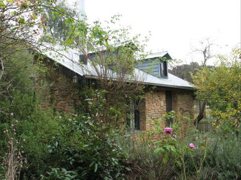 Ottery Cottage - VIC Tourism 1