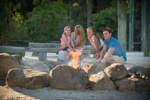 Paradise Country Farmstay - VIC Tourism 1