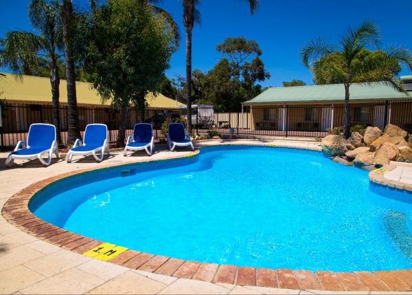 Golden Bay WA VIC Tourism