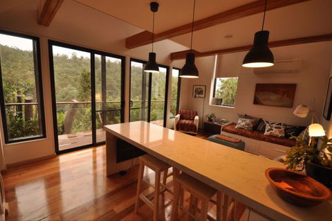 Pipeline Chalet Mt Wellington - VIC Tourism 3