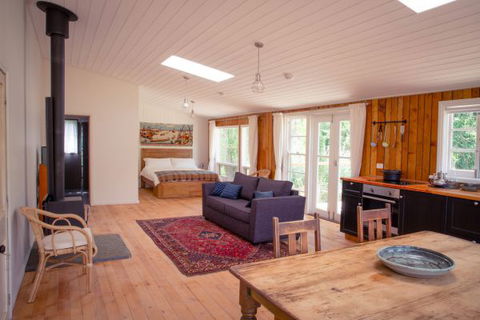 Sandalwood Shearing Shed - VIC Tourism 0