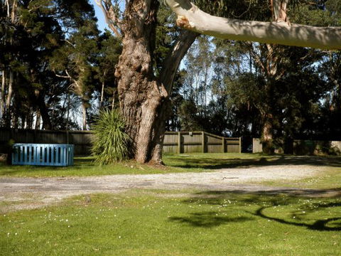 Strahan Beach Tourist Park - VIC Tourism 2