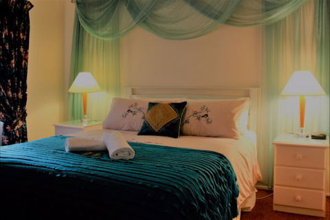 Sundial Holiday Apartments - VIC Tourism 2