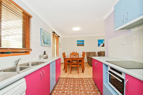 Tea Tree Cottage - VIC Tourism 6