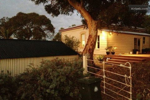 The Schoolmaster's - Second Valley Accommodation - VIC Tourism 0