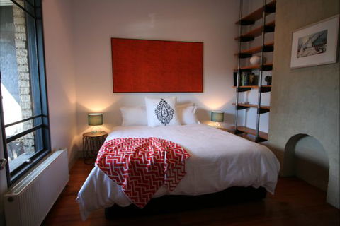 Two Five Zero / Richmond - VIC Tourism 2