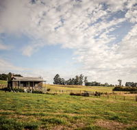 Wines for Joanie Cottage - VIC Tourism