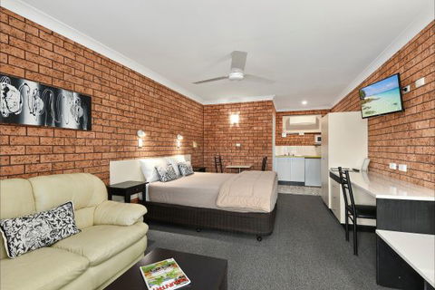 Woongarra Motel - VIC Tourism 1
