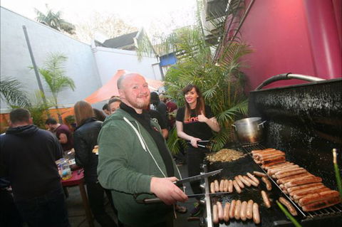 Zing! Backpackers Hostel - VIC Tourism 6