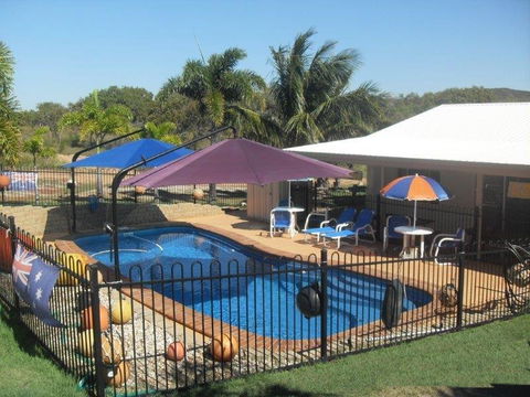 Stanage Bay Accommodation & Boat Hire - VIC Tourism 0