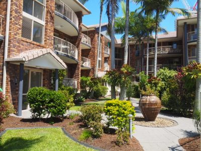 Oceanside Cove Holiday Apartments - VIC Tourism 6