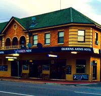 Queens Arms Hotel - VIC Tourism
