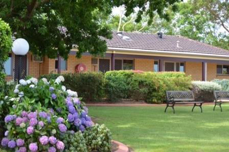 Morpeth Lodge Motel - VIC Tourism 3