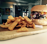 Premier Hotel - VIC Tourism