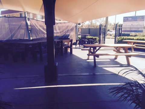 The Commercial Hotel - VIC Tourism 4
