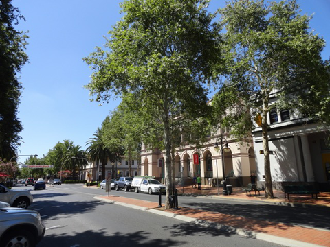 Oasis Hotel Motel - VIC Tourism 3