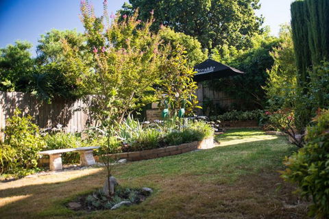 Austin Rise B&B - VIC Tourism 2