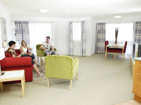 Australis Sovereign Hotel - VIC Tourism 3