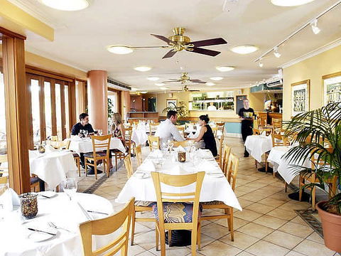 Australis Sovereign Hotel - VIC Tourism 4