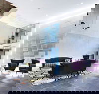 Avenue Hotel Canberra - VIC Tourism