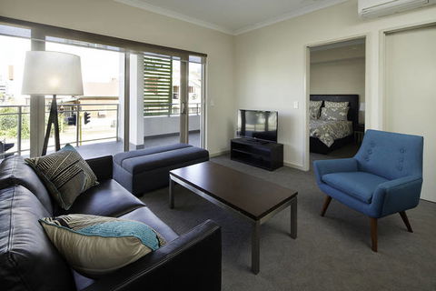 Baileys Serviced Apartments - VIC Tourism 1