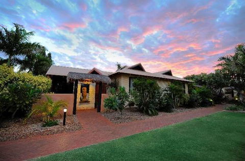Bali Hai Resort & Spa - VIC Tourism 0